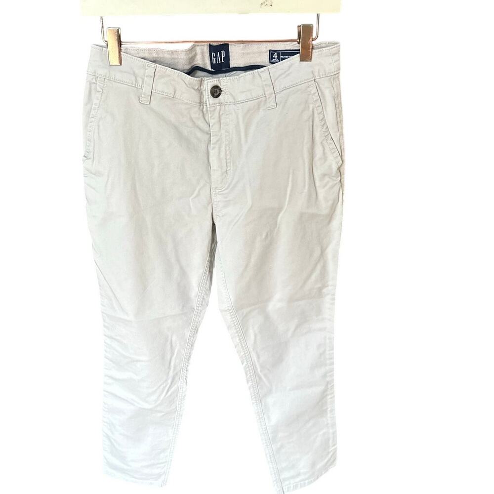 GAP Light Khaki Relaxed Girlfriend Jeans – Size 4